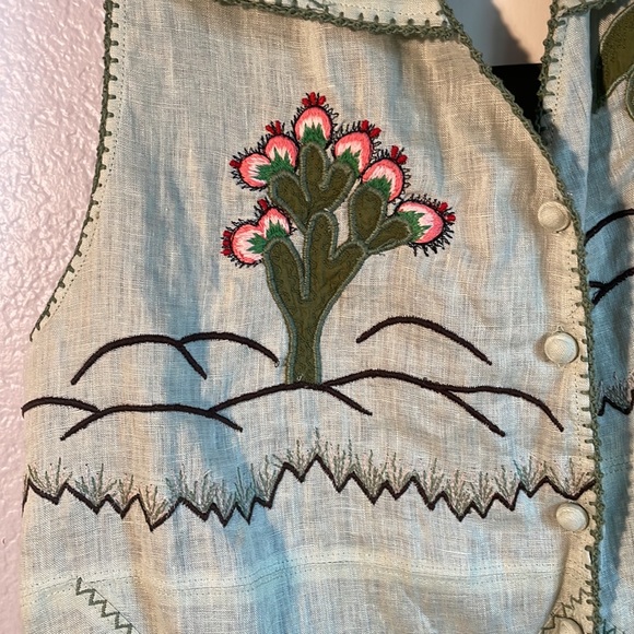 NWT Chasing Unicorns Down in Mexico Linen Embroidered Vest 🌵 - Picture 13 of 15